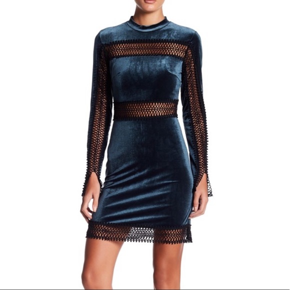 Romeo & Juliet Couture Dresses & Skirts - Romeo & Juliet Couture Velvet Dress